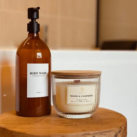 Lie De Vin - Balneo Et Jardin Prive *
